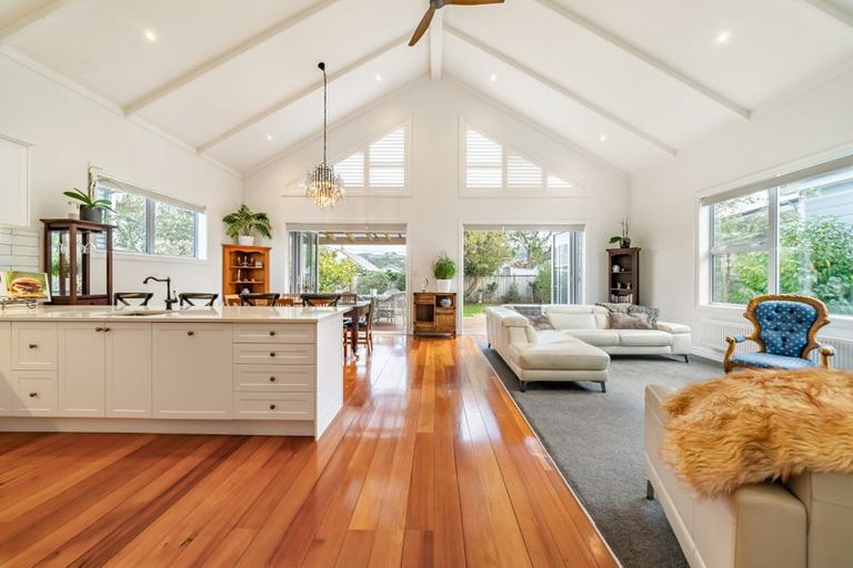 Photo of property in 35 Ava Street, Petone, Lower Hutt, 5012