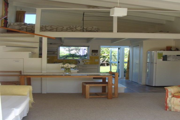 Photo of property in 65 Moana Street, Otaki Beach, Otaki, 5512