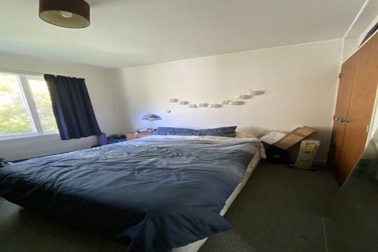 Photo of property in 169 Parkvale Road, Karori, Wellington, 6012