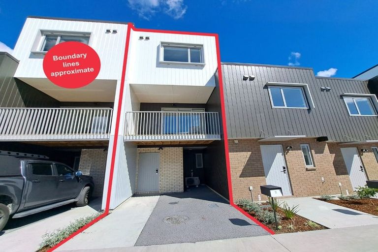 Photo of property in 71 Ngae Place, Mangere East, Auckland, 2024