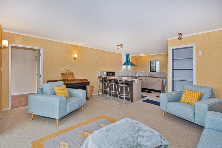 Photo of property in 235 Valley View Road, Otaika, Whangarei, 0170