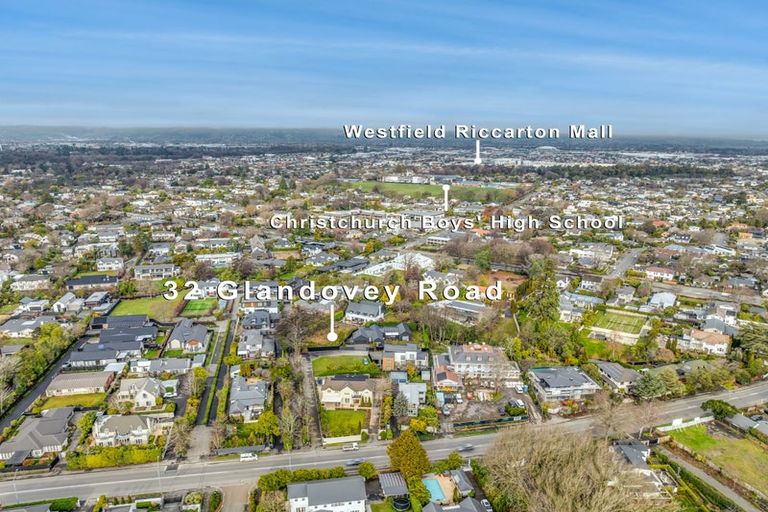 Photo of property in 32 Glandovey Road, Fendalton, Christchurch, 8052