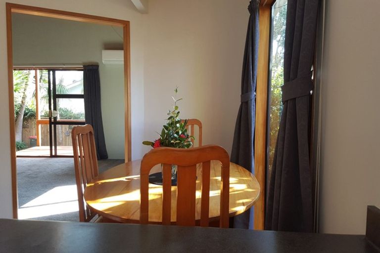 Photo of property in 3/12 Alverston Street, Waterview, Auckland, 1026