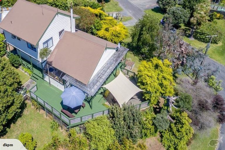 Photo of property in 38 Makora Road, Otaihanga, Paraparaumu, 5036