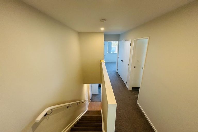 Photo of property in 22 Tukari Lane, Mangere Bridge, Auckland, 2022