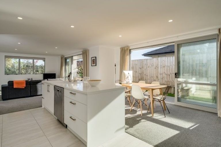 Photo of property in 17 Simms Close, Pyes Pa, Tauranga, 3112