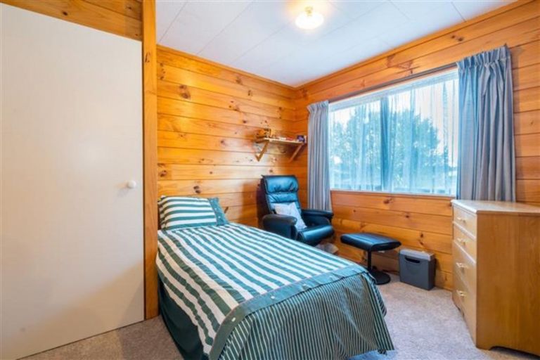 Photo of property in 36 Estuary Crescent, Fairfield, Dunedin, 9018