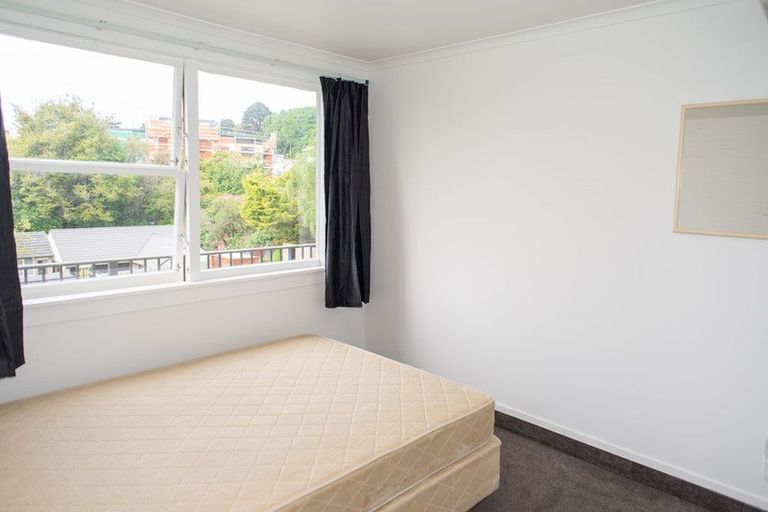 Photo of property in 77 Manor Place, Dunedin Central, Dunedin, 9016