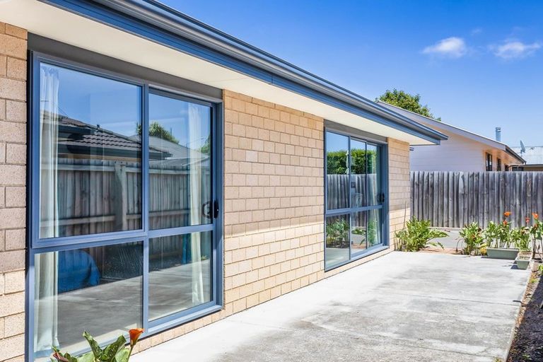 Photo of property in 15c Johns Road, Belfast, Christchurch, 8051