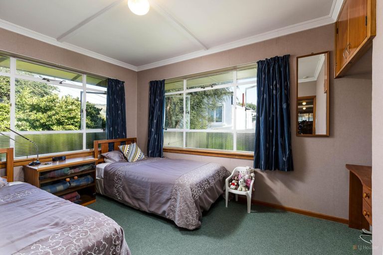 Photo of property in 2 Mill Road, Waimate, 7924
