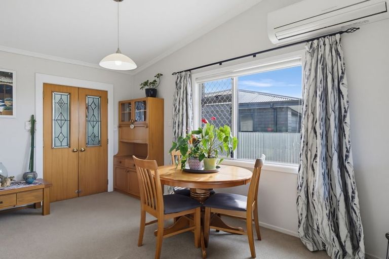 Photo of property in 18 Bell Street, Otane, 4202