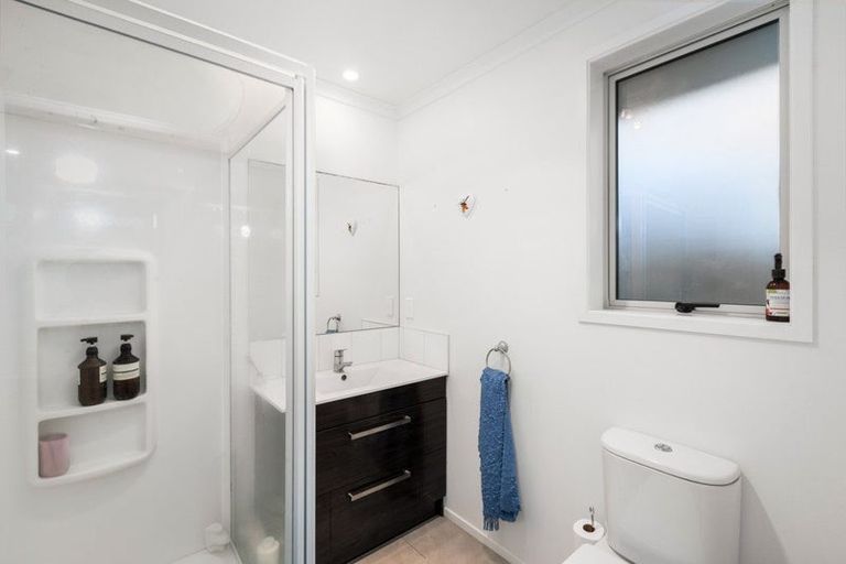 Photo of property in 15 Reel Road, Athenree, Waihi Beach, 3611