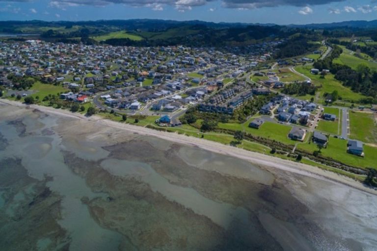 Photo of property in 27 Hampton Mews, Snells Beach, 0920