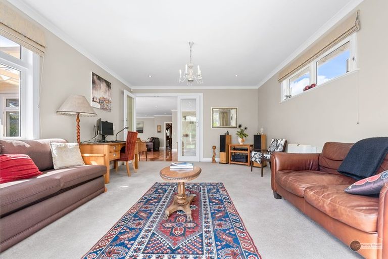 Photo of property in 5-7 Mahoe Street, Eastbourne, Lower Hutt, 5013