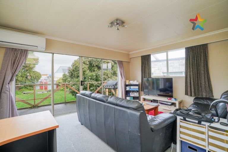 Photo of property in 71 Lowe Street, Avenal, Invercargill, 9810