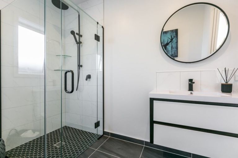 Photo of property in 9 Kaituna Place, Te Awa, Napier, 4110