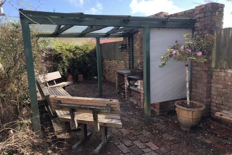 Photo of property in 1 Miles Crescent, Wainuiomata, Lower Hutt, 5014