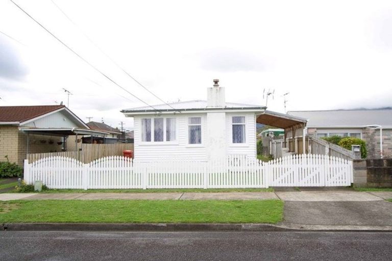 Photo of property in 34a Exchange Street, Ebdentown, Upper Hutt, 5018