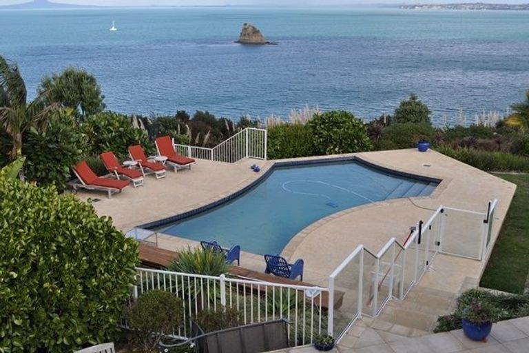 Photo of property in 78 Beauvoir Avenue, Matakatia, Whangaparaoa, 0930