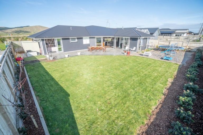 Photo of property in 31 Silicon Way, Fitzherbert, Palmerston North, 4410