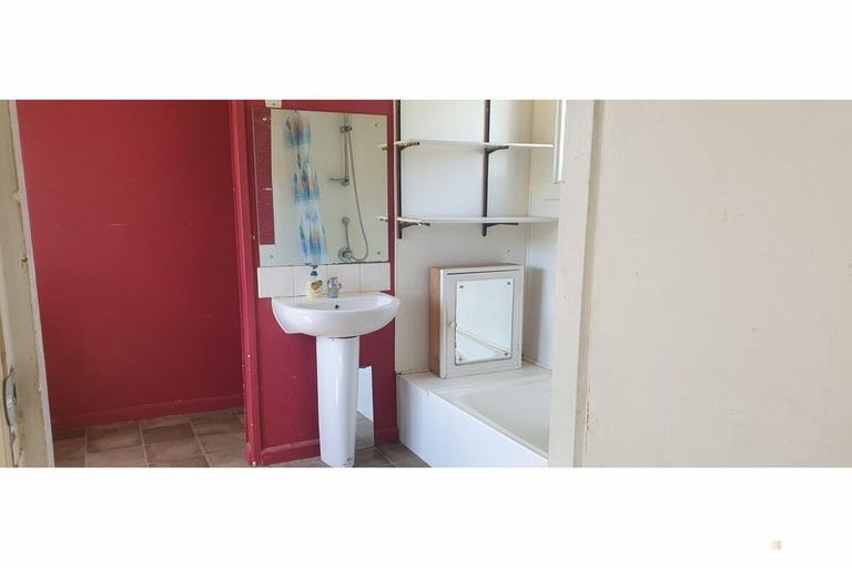 Photo of property in 104 King Street, Pareora, 7912