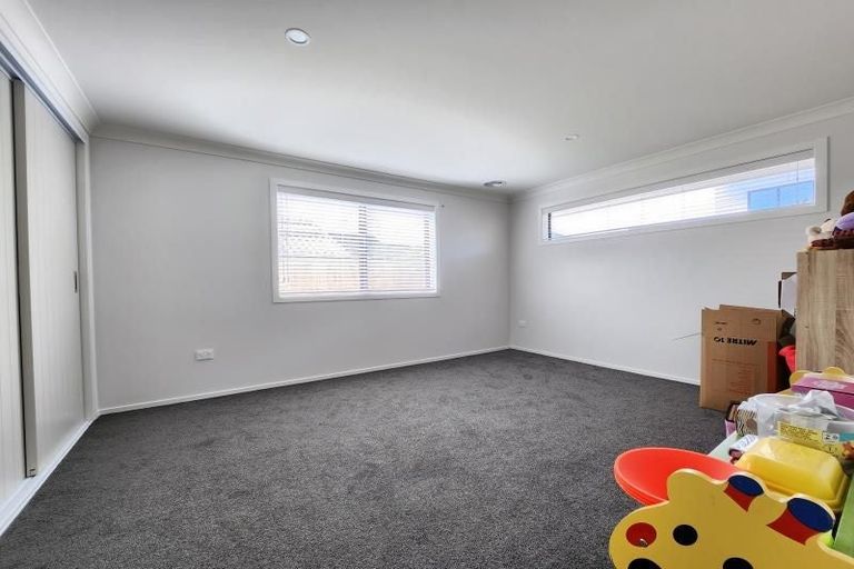 Photo of property in 126 Melksham Drive, Churton Park, Wellington, 6037