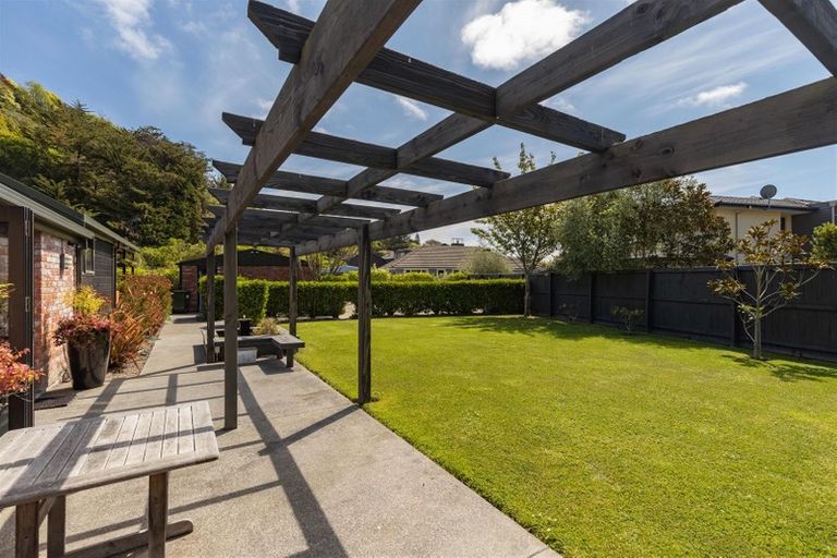 Photo of property in 106 Mccormacks Bay Road, Mount Pleasant, Christchurch, 8081