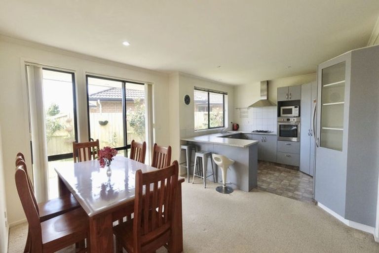 Photo of property in 10 Parkside Drive, Huntington, Hamilton, 3210