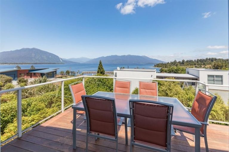 Photo of property in 101 Ahau Street, Moana, 7872