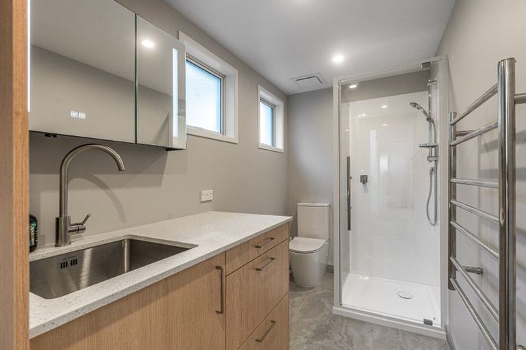 Photo of property in 4/7 Radiata Lane, Chatswood, Auckland, 0626