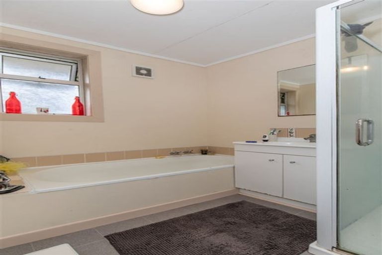 Photo of property in 18 Meadows Lane, Huntly, 3700