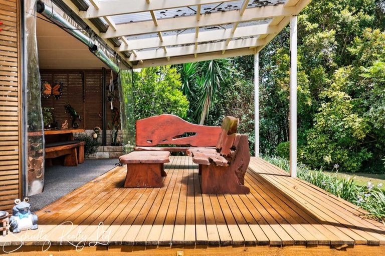 Photo of property in 218 State Highway 12, Brynderwyn, Maungaturoto, 0587