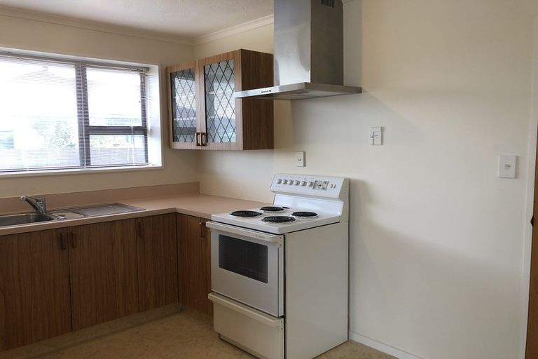 Photo of property in 1/21 Wilson Street, Islington, Christchurch, 8042