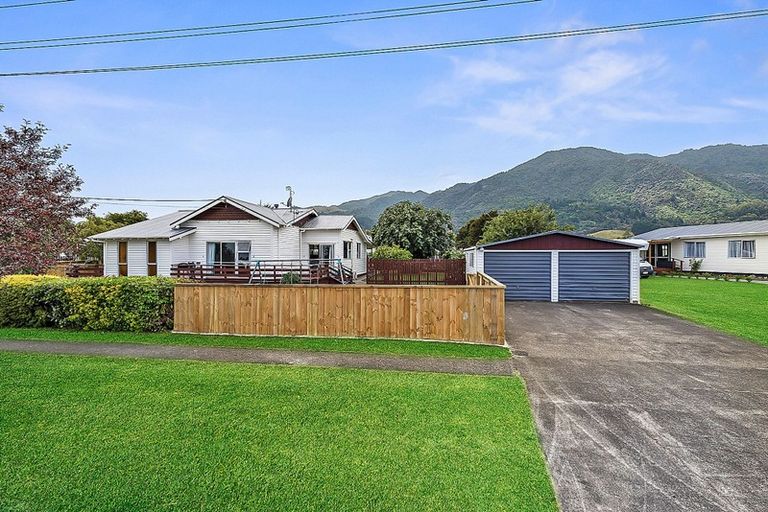 Photo of property in 28 Stirling Street, Te Aroha, 3320