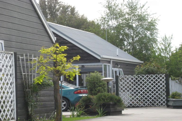 Photo of property in 66b Main North Road, Woodend, 7610