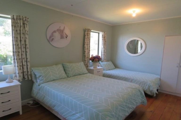 Photo of property in 14 Beach Road, Porangahau, 4293