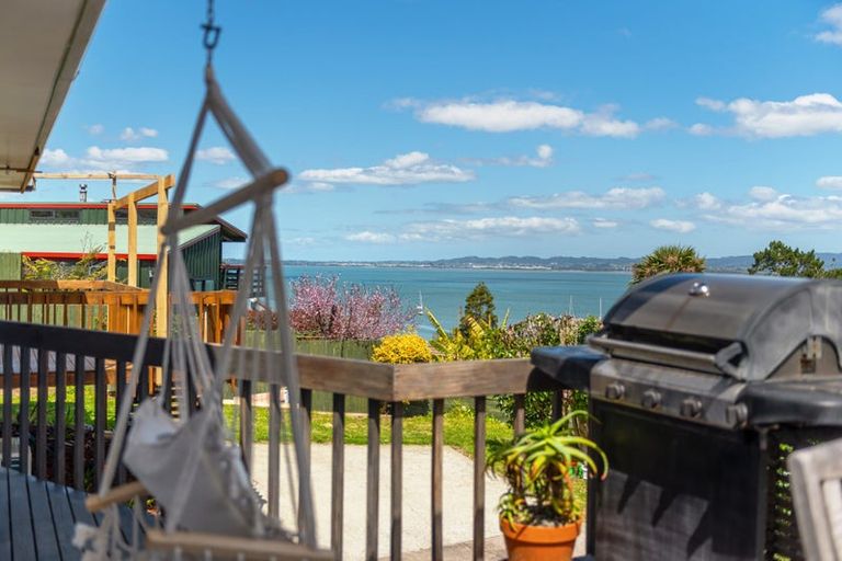 Photo of property in 1/43 Telstar Place, Beach Haven, Auckland, 0626