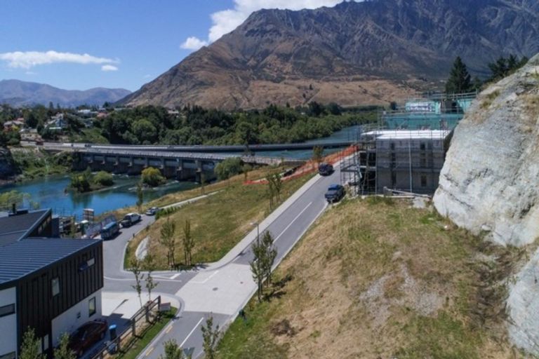 Photo of property in 4 Old Homestead Place, Kawarau Falls, Queenstown, 9300