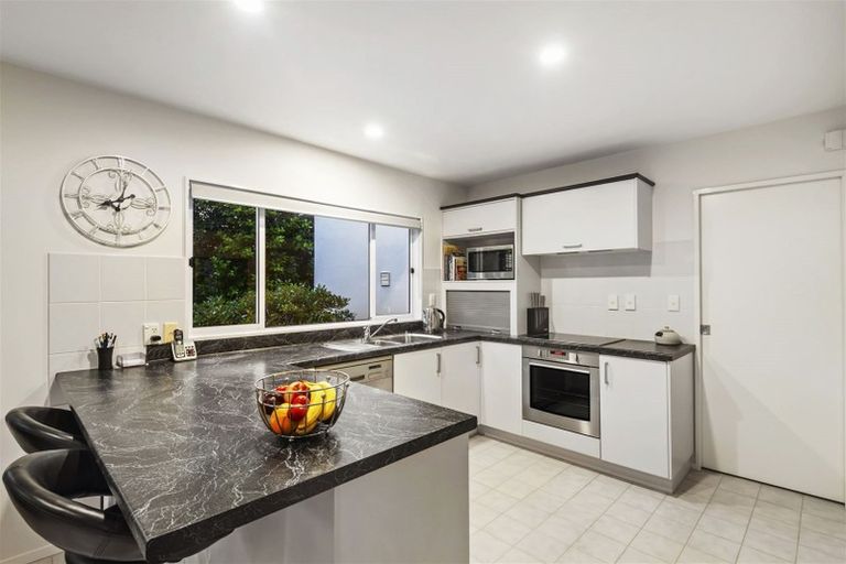 Photo of property in 8a Purchas Road, Hauraki, Auckland, 0622