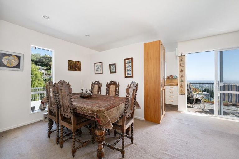 Photo of property in 2 Iles Lane, Cashmere, Christchurch, 8022