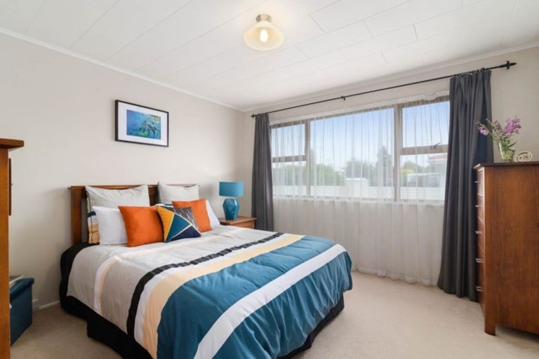 Photo of property in 1/50 Robertson Street, Glenholme, Rotorua, 3010