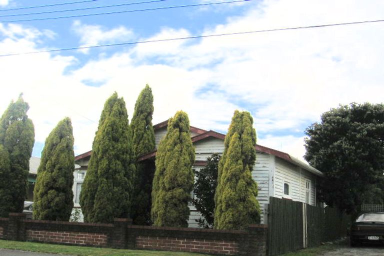 Photo of property in 14 Kensington Avenue, Petone, Lower Hutt, 5012