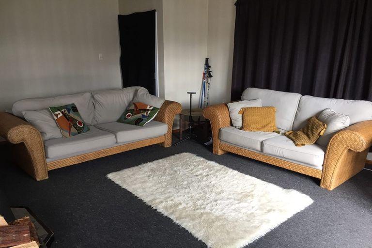 Photo of property in 15 Te Rangitautahanga Road, Turangi, 3334