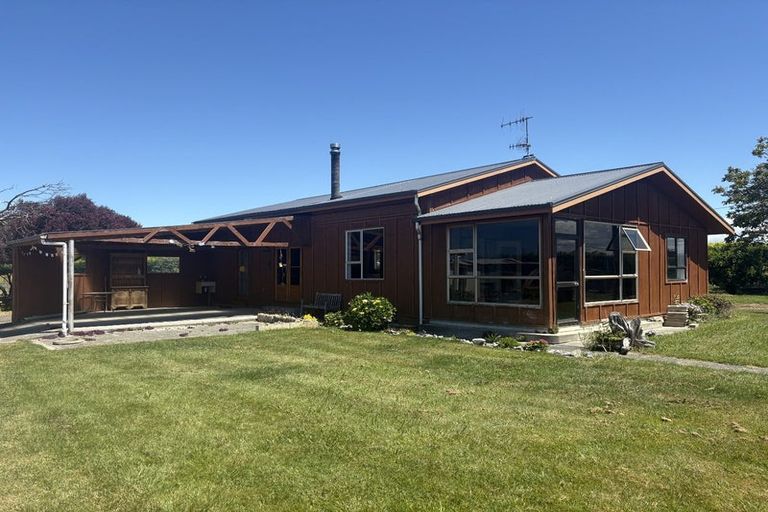 Photo of property in 384 Brookfields Road, Meeanee, Napier, 4183