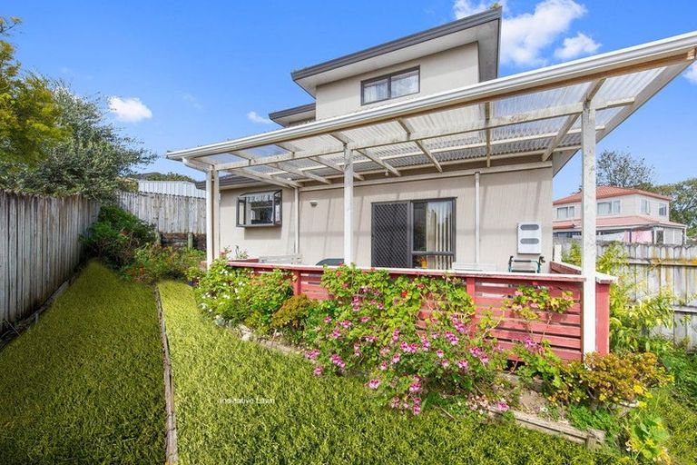 Photo of property in 12 Paloma Court, Hillpark, Auckland, 2102