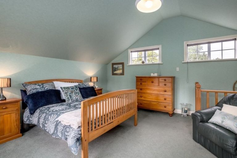 Photo of property in 54 No 1 Line, Tauwharenikau, Featherston, 5771