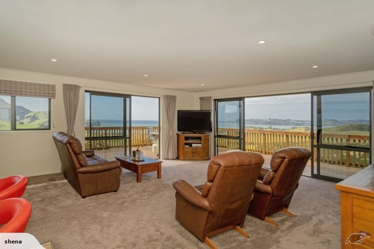 Photo of property in 158 Centennial Drive, Whitianga, 3510