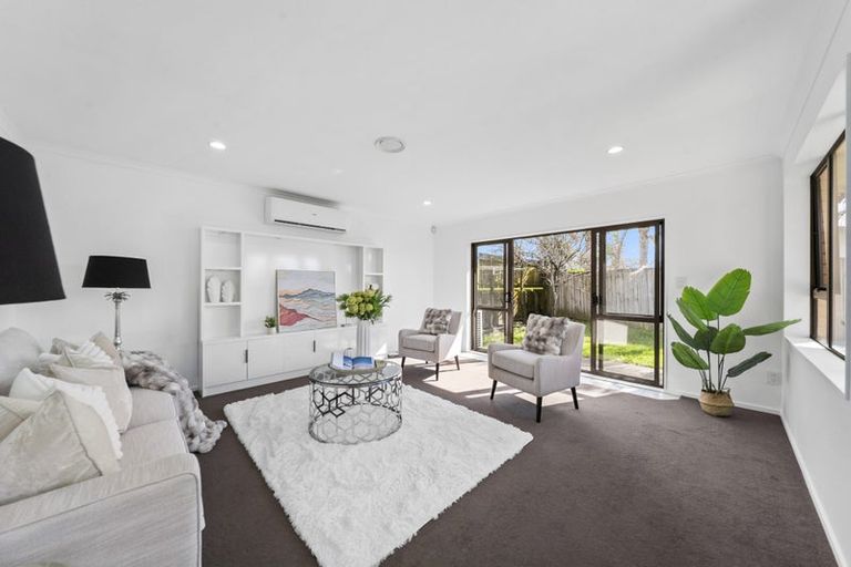 Photo of property in 5 Dapple Place, Flat Bush, Auckland, 2019