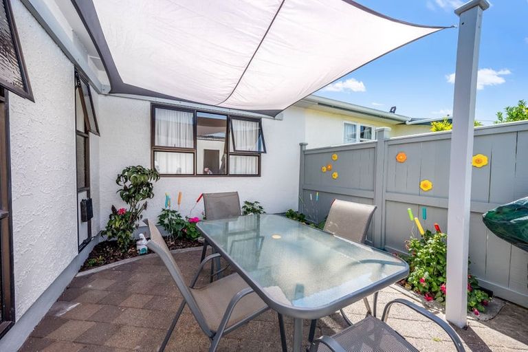 Photo of property in 76b Gloucester Street, Greenmeadows, Napier, 4112