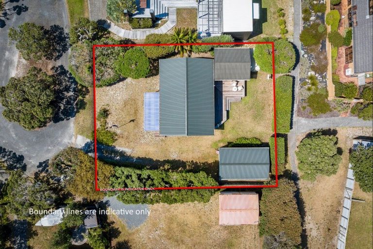 Photo of property in 15 St Anne Place, Omaha, 0986